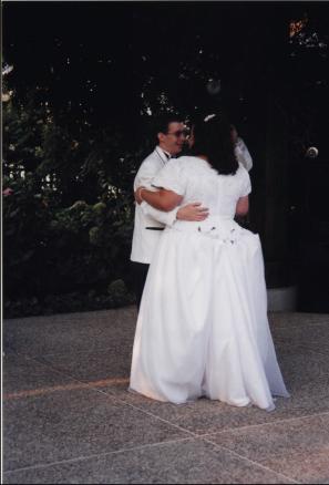 Julia and Peter dancing